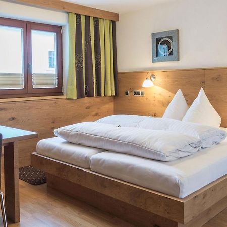 Haus Battisti Hotel Sankt Anton am Arlberg Ngoại thất bức ảnh