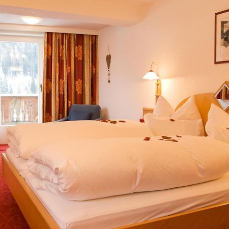 Haus Battisti Hotel Sankt Anton am Arlberg Ngoại thất bức ảnh