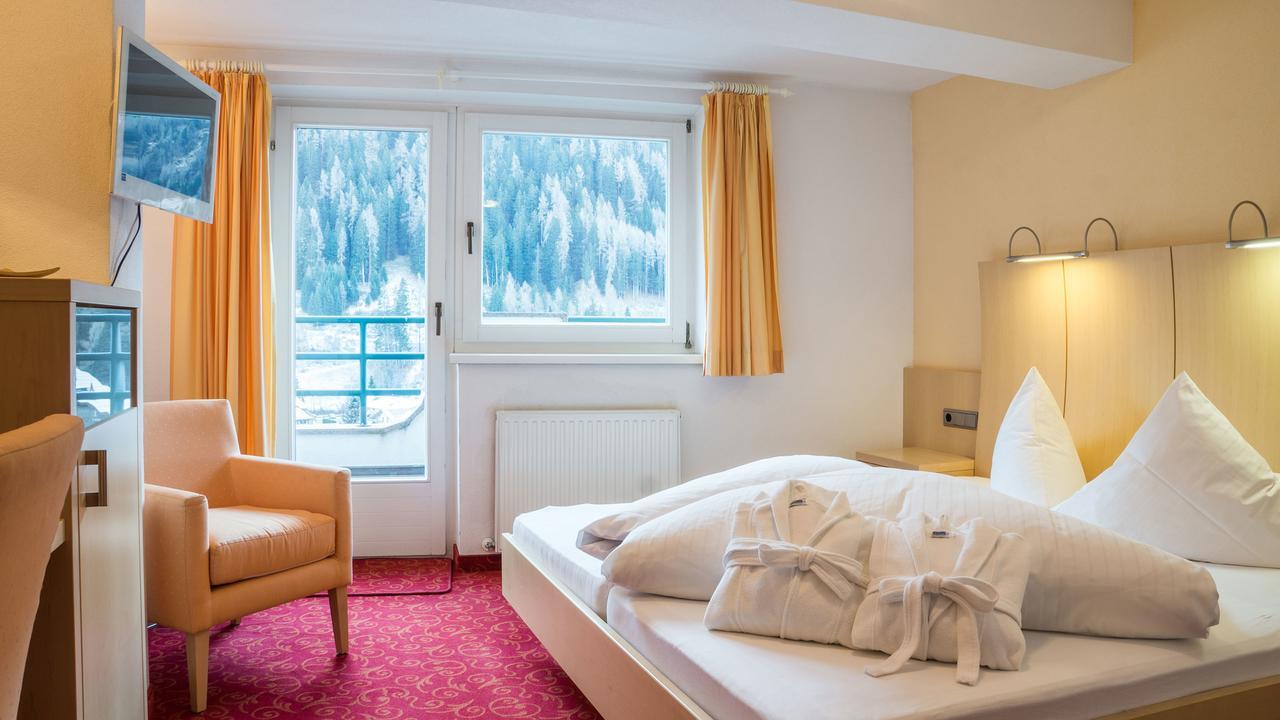 Haus Battisti Hotel Sankt Anton am Arlberg Ngoại thất bức ảnh